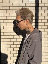 ピチカートシータ(pizzicato cita)&nbsp;【大人短髪】刈り上げないベリーショート×ホワイトブロンド