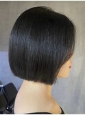 切りっぱなしボブタッセルボブ黒髪ショートブルーブラック