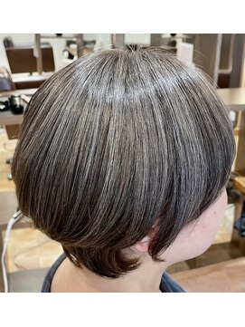 アイニ 河内小阪店(aini) 白髪ぼかしカラー白髪ぼかしハイライト大人ショート30、40、50代