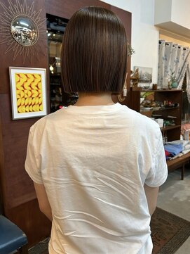 チャプター 問屋町(chapter) 顎下1センチパツっと切りっぱなしミニボブ