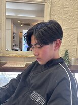 ロマンヤカタ ファース(ROMAN YAKATA fars) ナチュラル毛流れセンター分け 上窪 10/15