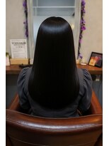 スローネ(THRONE)&nbsp;縮毛矯正で艶髪／20代30代40代／新宿／髪質改善