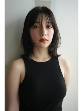 エインアンリー 明治神宮前(AIN.ANLY.) ミディアム毛先パーマ、ミディアムゆるめパーマ、顔周りレイヤー