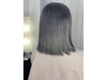 ホワイト(WHITE)