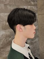 ニアウ 伊勢崎連取店(Niau)&nbsp;ナチュラルニュアンスパーマセンターパート刈り上げ前下りメンズ