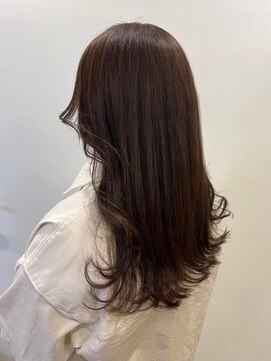アンド アノン(and anon) レイヤーロング 巻き髪ロング オリーブグレー 20代30代 美髪