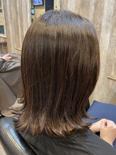 クリアな寒色系カラーには【アディクシーカラー】