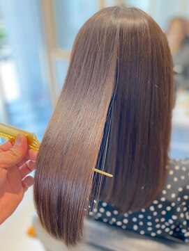 リオールヘア 北千住(LIOR.HAIR) 髪質改善プリンセスケア《しっとり質感/髪質改善★★☆》
