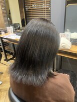 アルター(aL ter)&nbsp;アッシュグレー［黒髪/ボブルフ/ネビージュ/小顔/ワンレン］