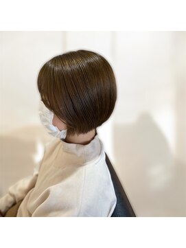 エムエーヘアースタジオ(M/A hair studio.) ミニボブ／切りっぱなし