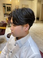 クオリア(Quaria)&nbsp;毛流れニュアンスパーマセンターパート