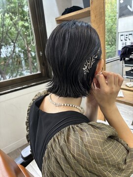 ナンバー リコ 名駅 ジャム 名古屋(N° rico JAM) 結婚式お呼ばれヘアアレンジ/切りっぱなしボブ/タイトヘア