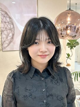 クルール(Culeure.) ミディアムヘア/顔まわりレイヤー/レイヤーカット/髪質改善