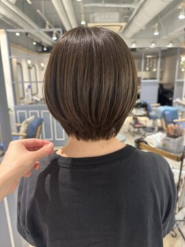 シェノン 赤羽店(CHAINON) 丸みショート赤み抑えた柔らか艶感カラー赤羽美容室