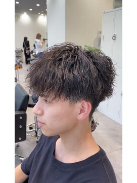 オーシャントーキョー 仙台(OCEAN TOKYO) ツイストスパイラルマッシュ刈り上げツーブロックメンズパーマ