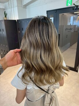 メリー オオサカ(Merly Osaka) バレイヤージュ