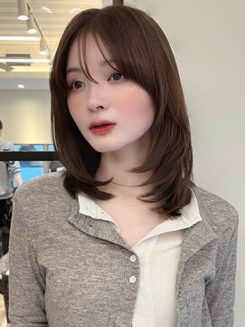 ローネス(LONESS) 簡単スタイリングで可愛い!レイヤーカット×透明感ベージュ