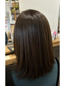 ザ ライト バイ アストレア(The Light by Astraea) オリーブベージュ