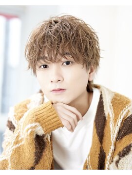 オーシャントーキョー 心斎橋(OCEAN TOKYO WEST) 波巻きパーマツイストスパイラルパーマセンターパートウルフ