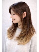 テラ(terra)&nbsp;透明感グラデーションベージュ×くびれレイヤー