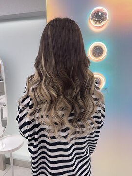 ブランシスヘアー(Bulansis Hair) アンブレラカラーロングスタイル