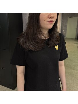 ロイ 梅田(Roy) #顔まわりレイヤー#レイヤーカット#艶ストレート#ナチュラルヘア