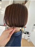 やわらかベージュ×ミニボブ