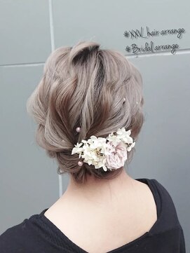 トゥエンティ ファイブ(TWENTY FIVE) 華やかアップスタイル/名定