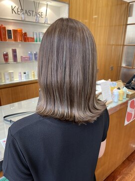 カッツ 元町店(CUT S) 柔らかベージュカラー