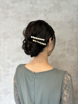 ヴィサージュ クラール(VISAGE klar) ゆるふわシニヨン