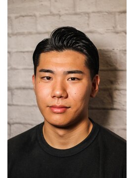 銀座マツナガ 新宿野村ビル店 ツーブロ、ジェルできっちりスタイル