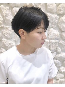 モアナ バイ ヘッドライト 宜野湾店(Moana by HEADLIGHT) Moana【宜野湾】#耳掛けショート#刈り上げショート#ショートヘア