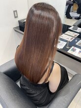 ≪髪質改善矯正（ストレート）≫現場の美容師が開発した専門薬剤「オベリクス」で出来る髪質改善