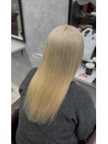 グラッジ 池袋(GLADGE)&nbsp;ホワイトブロンド×ブリーチカラー