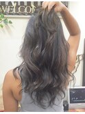 ダークトーン×イルミナ3Dで魅せる大人のグレージュスタイル