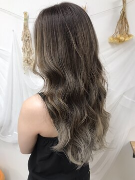 アンベリール(Embellir) Embellir グラデーション