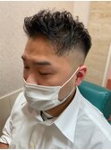 黒髪ツーブロック空気感刈り上げビジネスアップバング