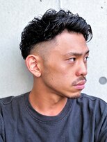 ガズル ハラジュク(GUZZLE HARAJUKU)&nbsp;サーフアップバンク　無造作パーマ　フェードカット　メンズ