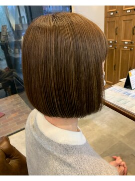 ハグヴィアン(HUG BIEN) ベージュ×ハイライト