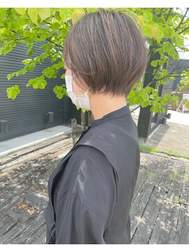 ヘアラウンジ アングゥ(hair lounge ungu) 丸みショート