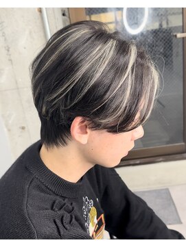 リベル(LIBER) ホワイトハイライトメッシュ/センターパート/八王子駅/吉川