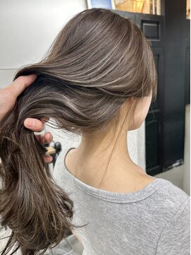 キラ 渋谷(KILLA) コントラストハイライト/白髪ぼかし/白髪染め/ブリーチ/表参道