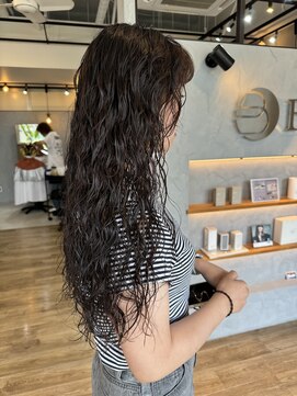 ベーシス(Basis) ロングパーマ