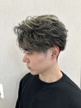 ルースト 京都駅前店(ROOST) フェザー白金メッシュ