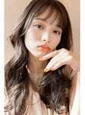 オリーブグレージュ韓国風巻き髪フェイスレイヤーラフウェーブ