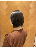 ピークアブー アヴェダ 池袋東武(PEEK-A-BOO AVEDA) 切りっぱなしボブ