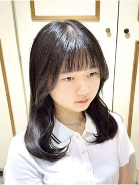 アルクバイネオリーブ 荻窪店(arc by neolive) ミディアムレイヤーとブルーカラー