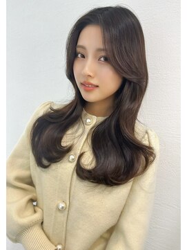 オーロ(ORO) ■ 大人の色気と上品さを両立するレイヤーstyle（世代問わず人気