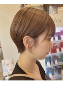 耳かけショートヘア