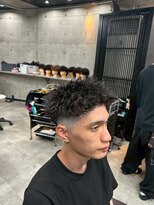 イーラ(era) パーマ/メンズ/刈り上げ/眉毛/ツイスト